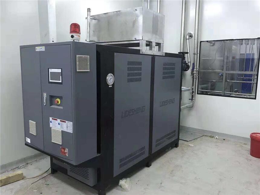 湖北高溫油溫加熱機， 高溫油溫模溫機，300度高溫油溫機